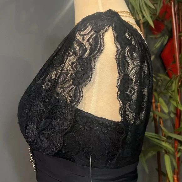 Betsy and Adam Dark Navy silver color Cocktail Dress With Lace Accents Size 4 - Picture 7 of 13